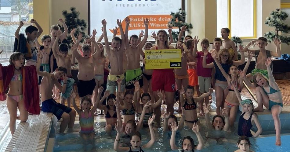 Schwimmen für den guten Zweck